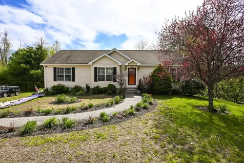 25 Ireland Drive Berwick ME 03901