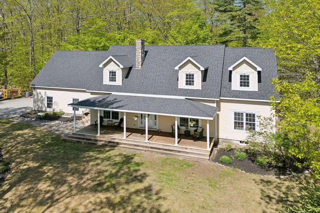 76 Asbury Lane Acton ME 04001