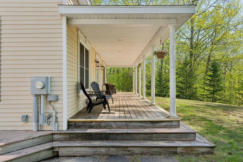 76 Asbury Lane Acton ME 04001