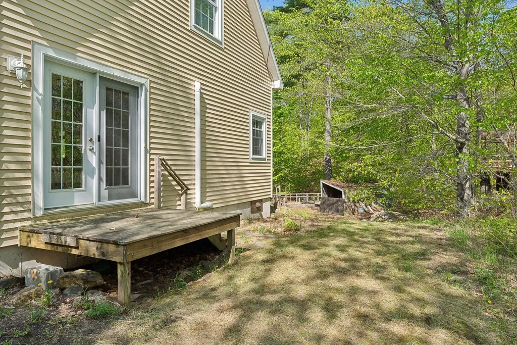 76 Asbury Lane Acton ME 04001