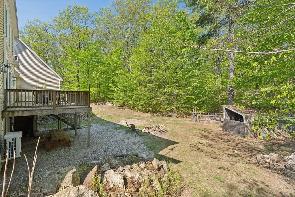 76 Asbury Lane Acton ME 04001