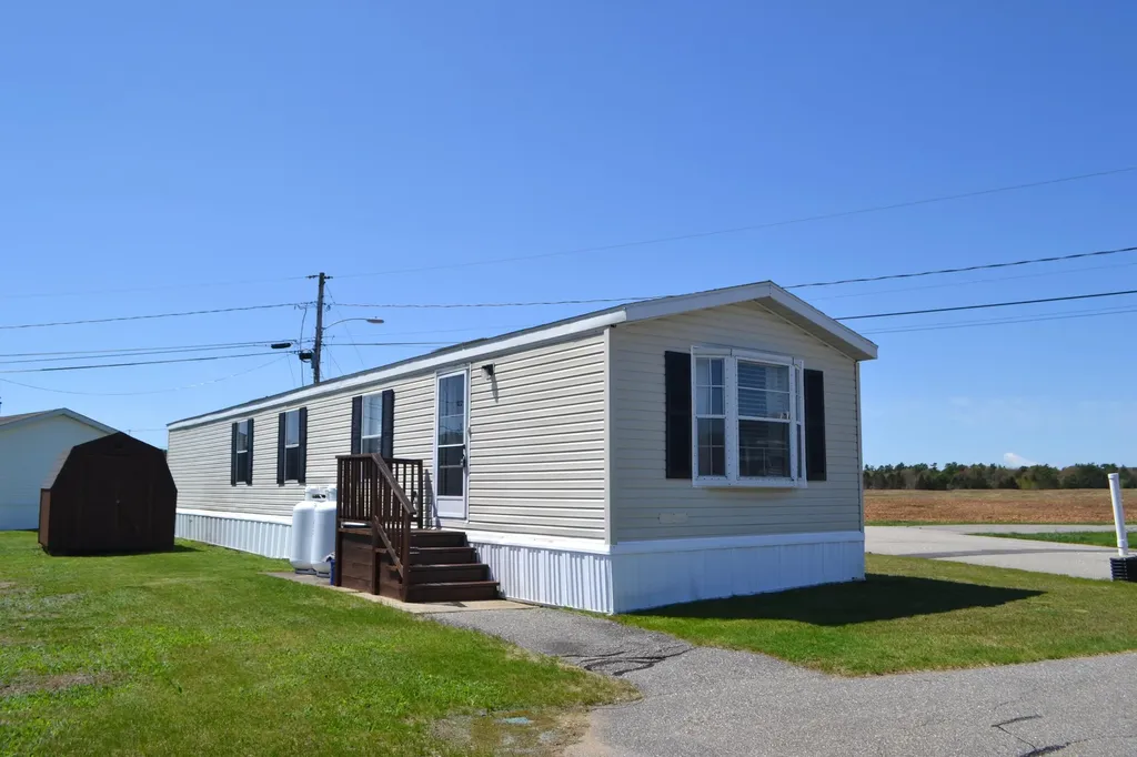 67 Scarponi Drive Brunswick ME 04011