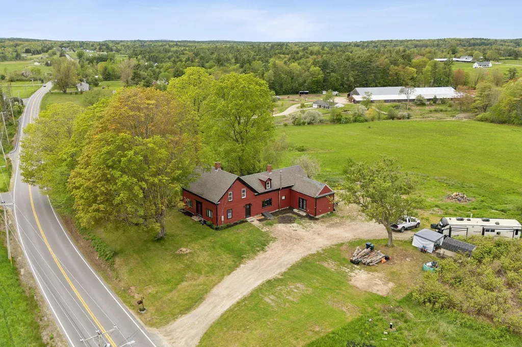 692 South Street Biddeford ME 04005