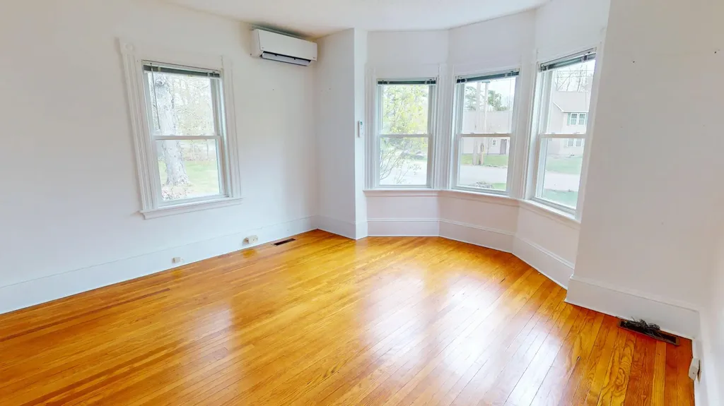 13 Old Kelley Avenue Orono ME 04473