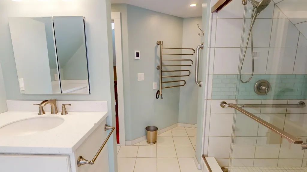 13 Old Kelley Avenue Orono ME 04473