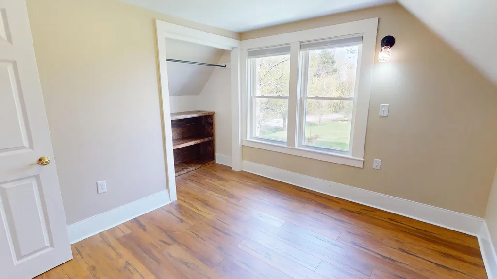 13 Old Kelley Avenue Orono ME 04473