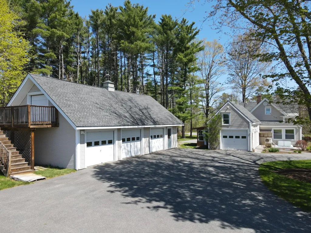 13 Old Kelley Avenue Orono ME 04473