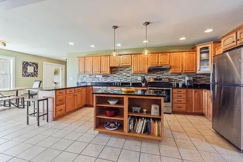 30 Royale Drive Sidney ME 04330