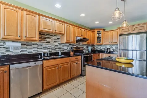 30 Royale Drive Sidney ME 04330