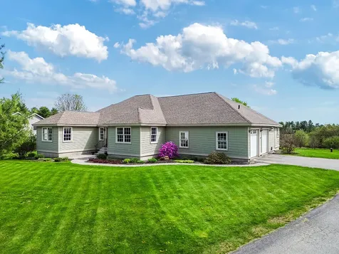 30 Royale Drive Sidney ME 04330