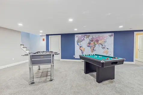 30 Royale Drive Sidney ME 04330
