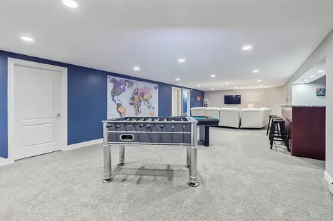 30 Royale Drive Sidney ME 04330