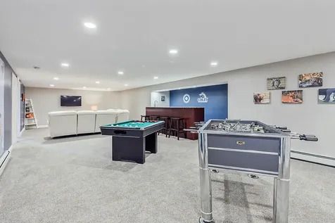 30 Royale Drive Sidney ME 04330