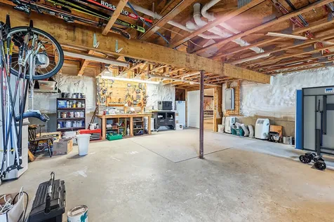 30 Royale Drive Sidney ME 04330