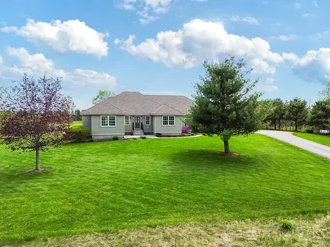 30 Royale Drive Sidney ME 04330