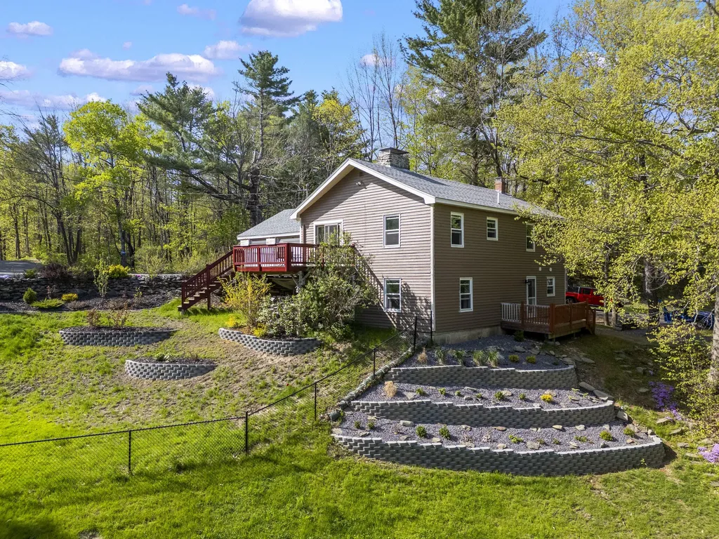 591 Eight Rod Road Augusta ME 04330