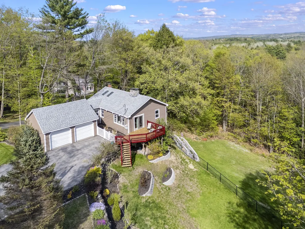 591 Eight Rod Road Augusta ME 04330