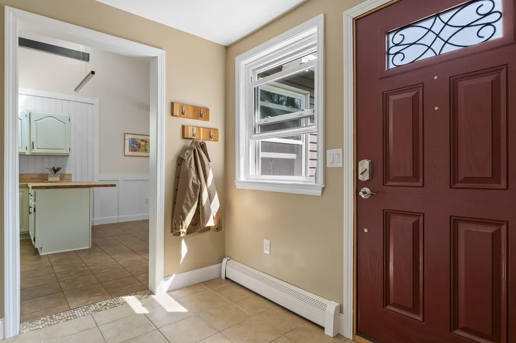 591 Eight Rod Road Augusta ME 04330