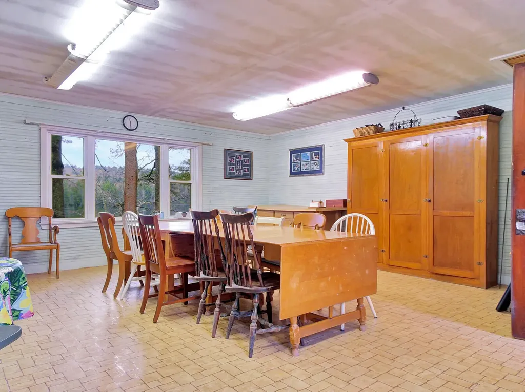 112 Buker Road Litchfield ME 04350