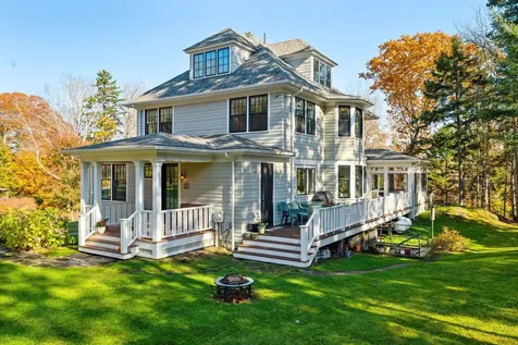 105 Lyndon Avenue Portland ME 04108