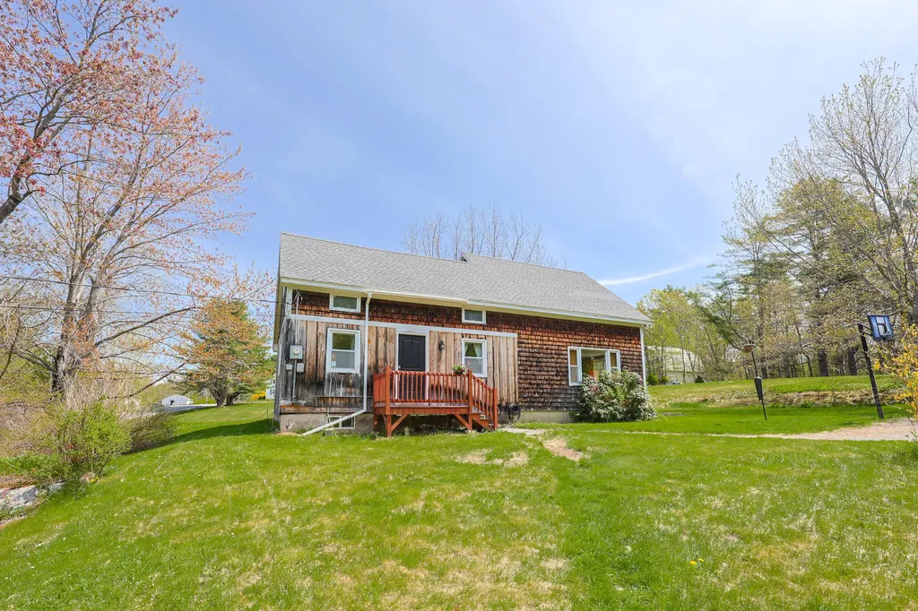 555 Meadow Road Topsham ME 04086
