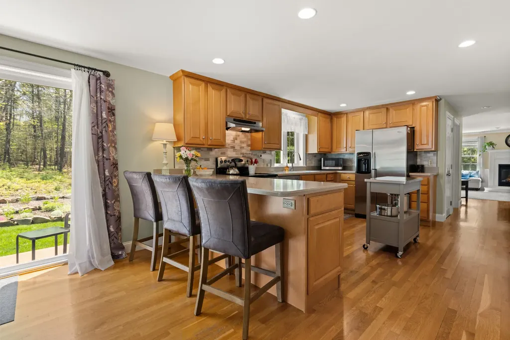 8 Silver Ridge Drive York ME 03909