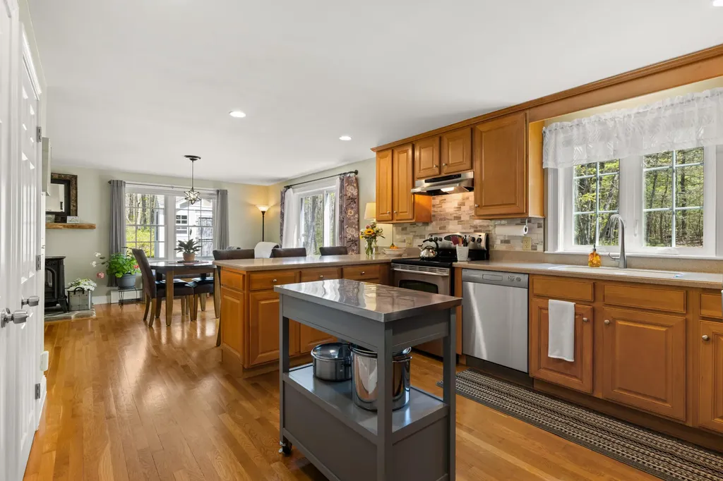 8 Silver Ridge Drive York ME 03909