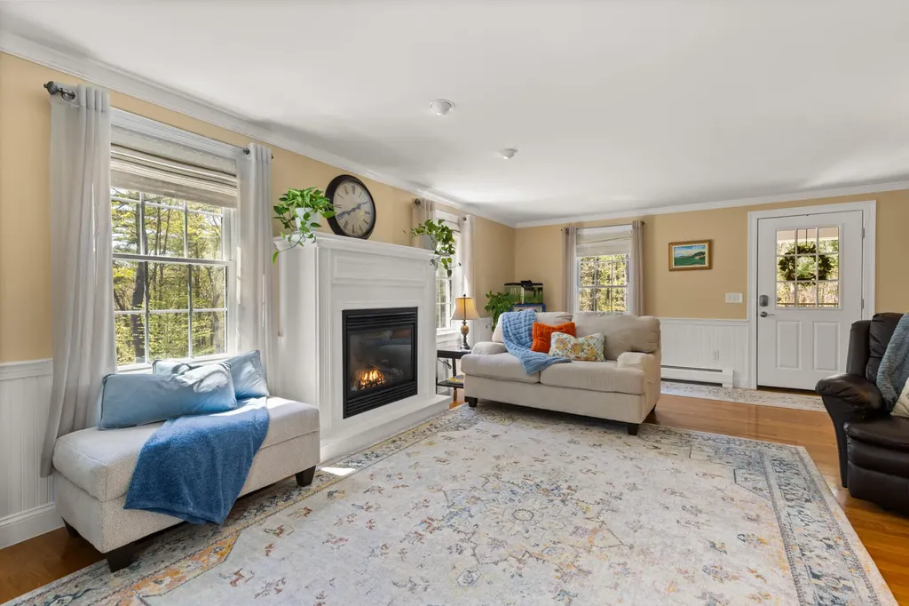 8 Silver Ridge Drive York ME 03909