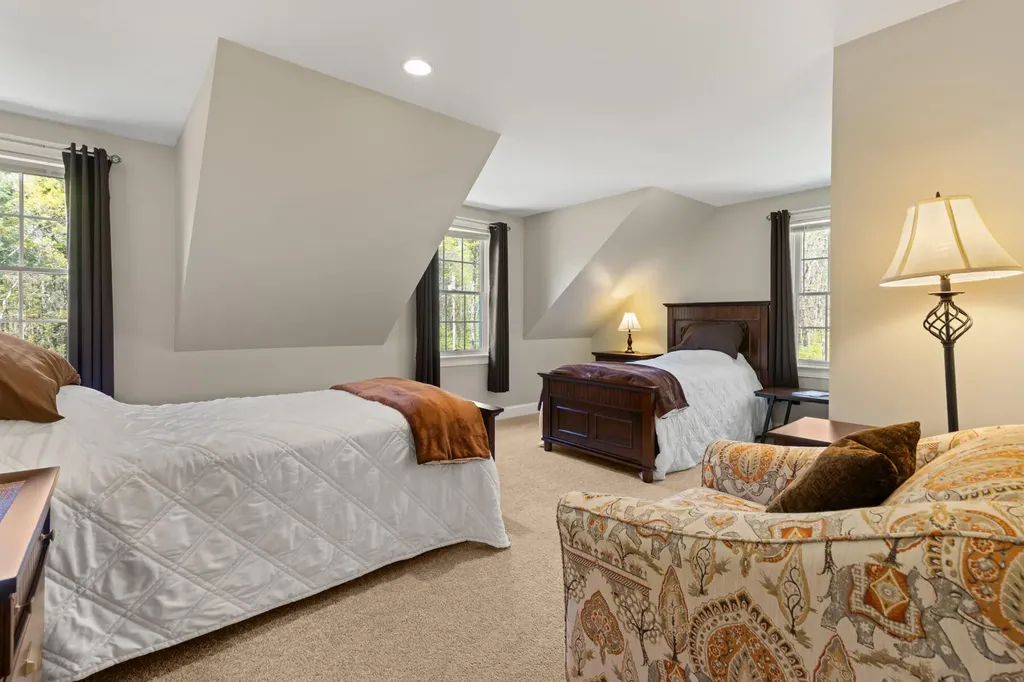 8 Silver Ridge Drive York ME 03909