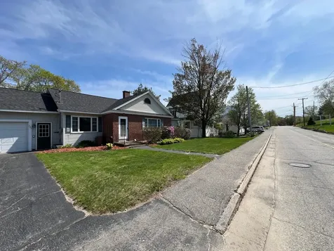 701 Crescent Avenue Rumford ME 04276