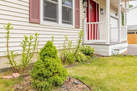 95 Yankee Avenue Bangor ME 04401