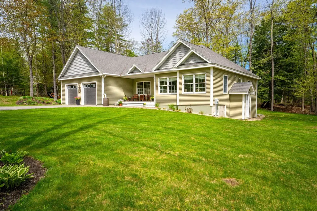 68 Mclellan Road Gorham ME 04038
