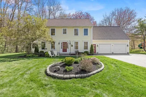 4 Geary Way Falmouth ME 04105