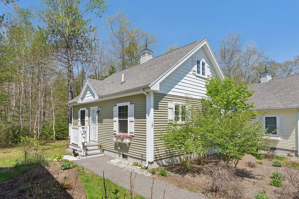 272 Mills Road Kennebunkport ME 04046