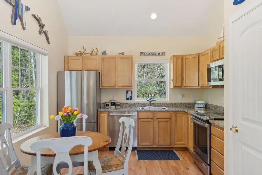 272 Mills Road Kennebunkport ME 04046
