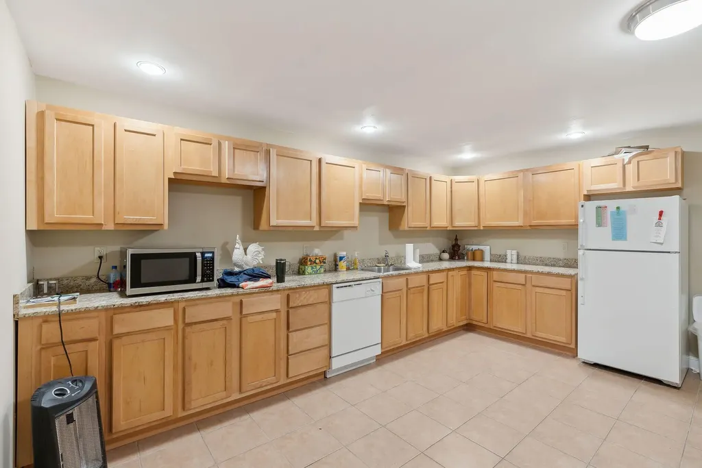 272 Mills Road Kennebunkport ME 04046