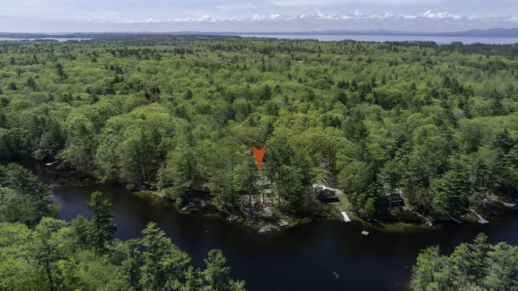 19 Pulpit Rock Road Raymond ME 04071