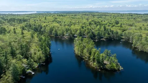 19 Pulpit Rock Road Raymond ME 04071