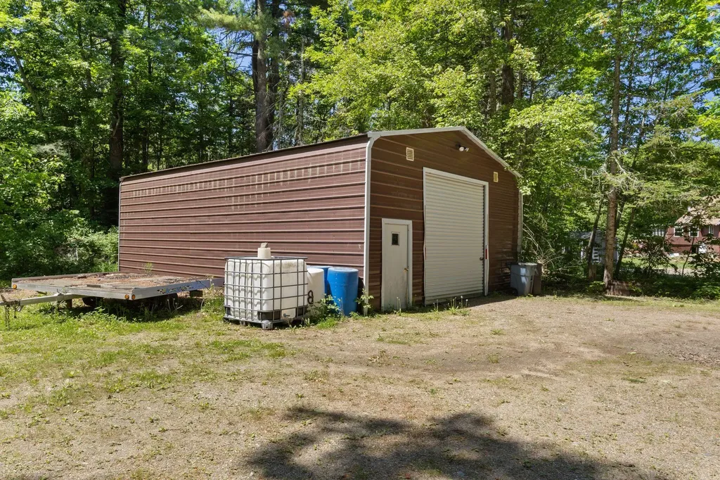 208 New Road Arundel ME 04046