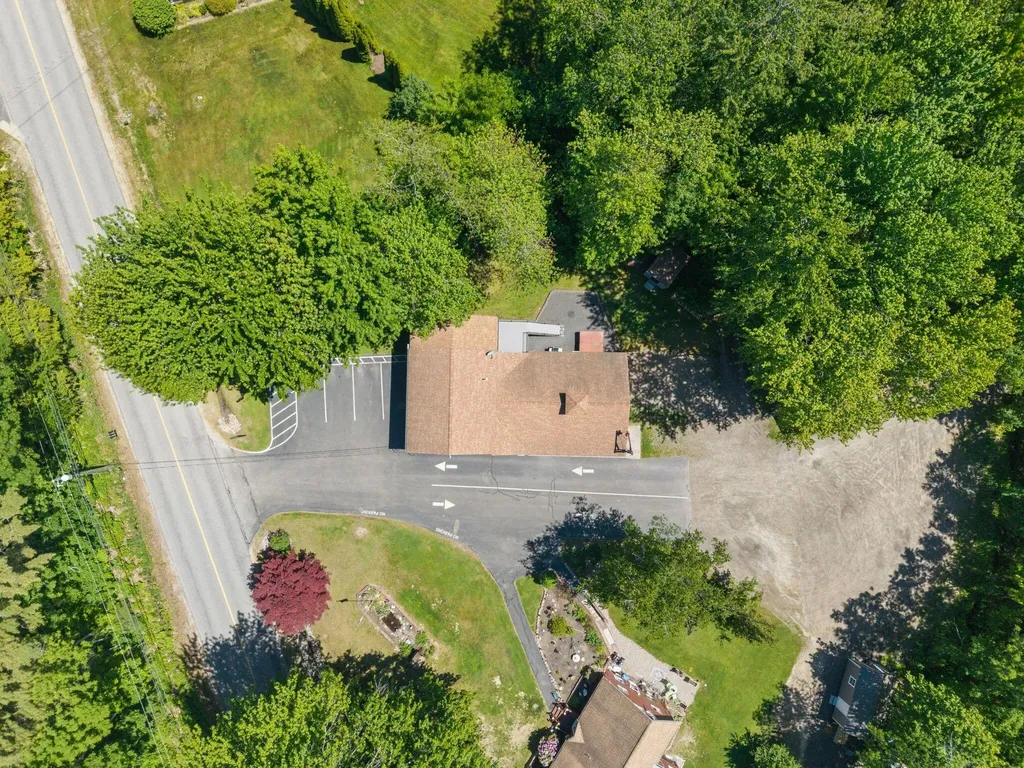 208 New Road Arundel ME 04046