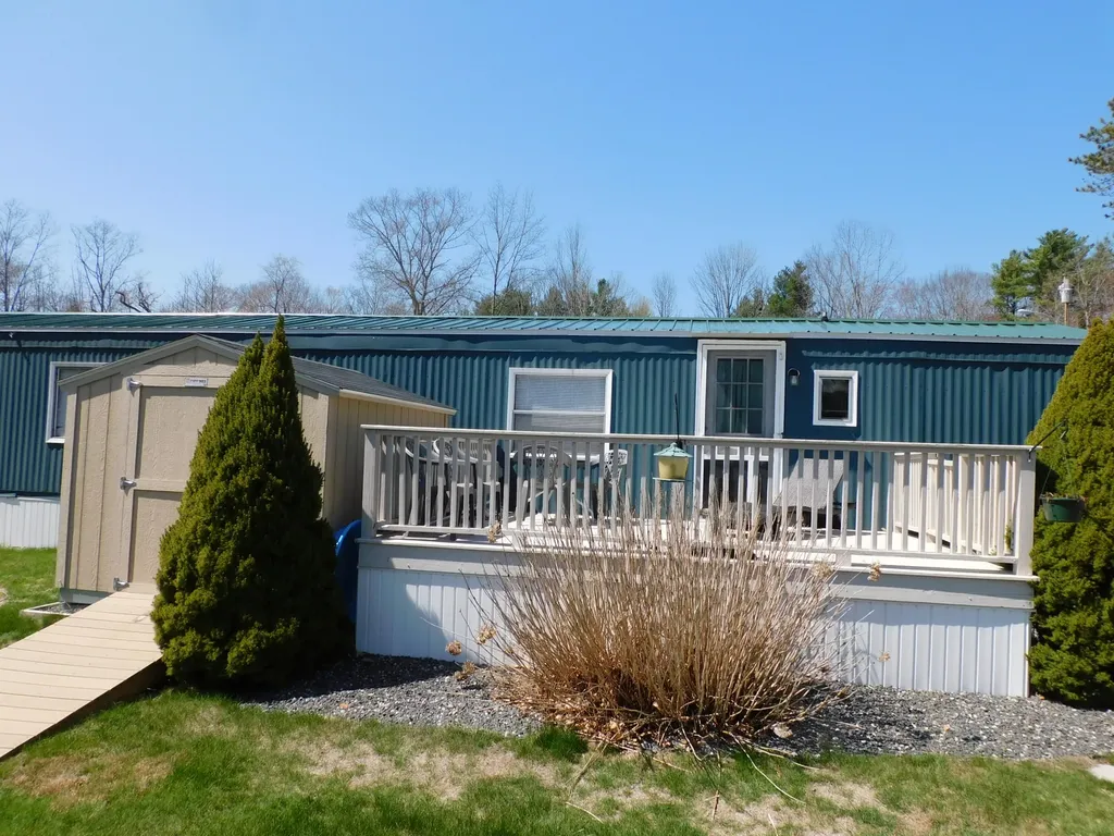 744 S Us Route 1 York ME 03909