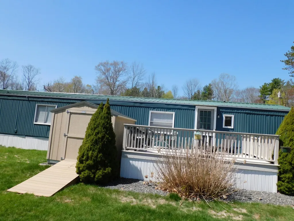744 S Us Route 1 York ME 03909