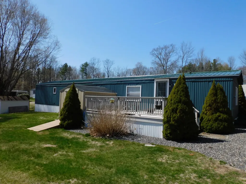 744 S Us Route 1 York ME 03909