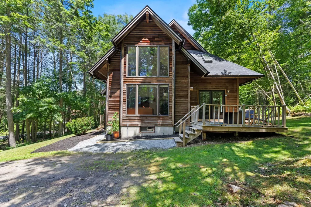 10 Sabino Road West Bath ME 04530
