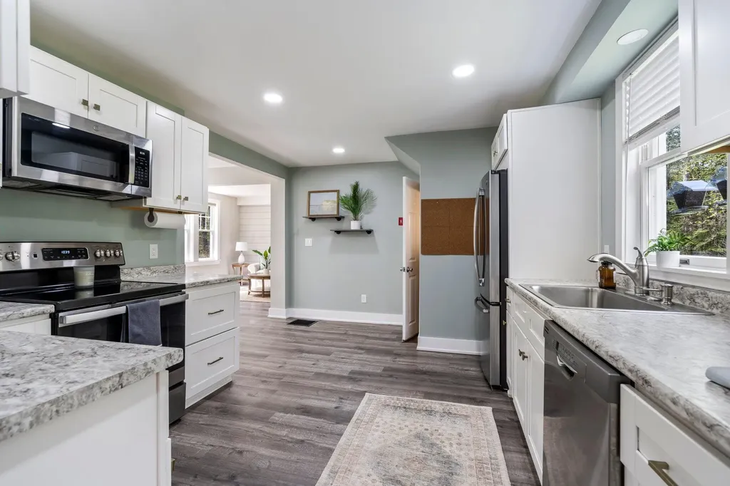 187 Portland Avenue Old Orchard Beach ME 04064