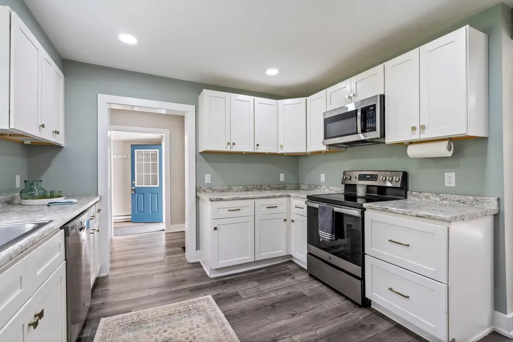 187 Portland Avenue Old Orchard Beach ME 04064