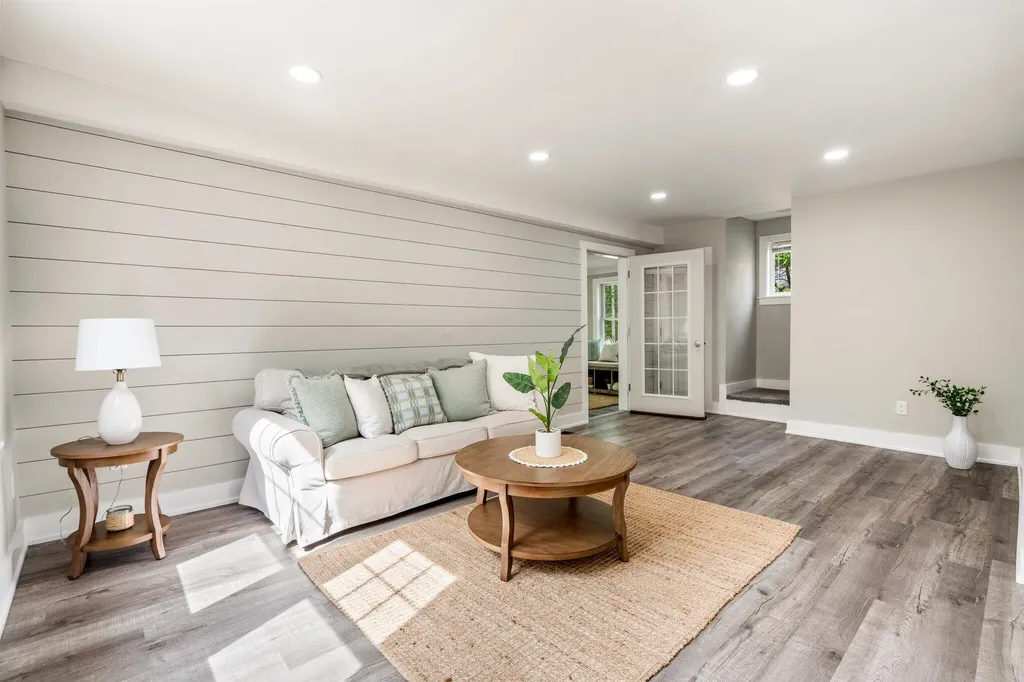 187 Portland Avenue Old Orchard Beach ME 04064