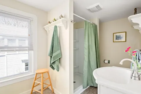 19 Orange Street Rockland ME 04841
