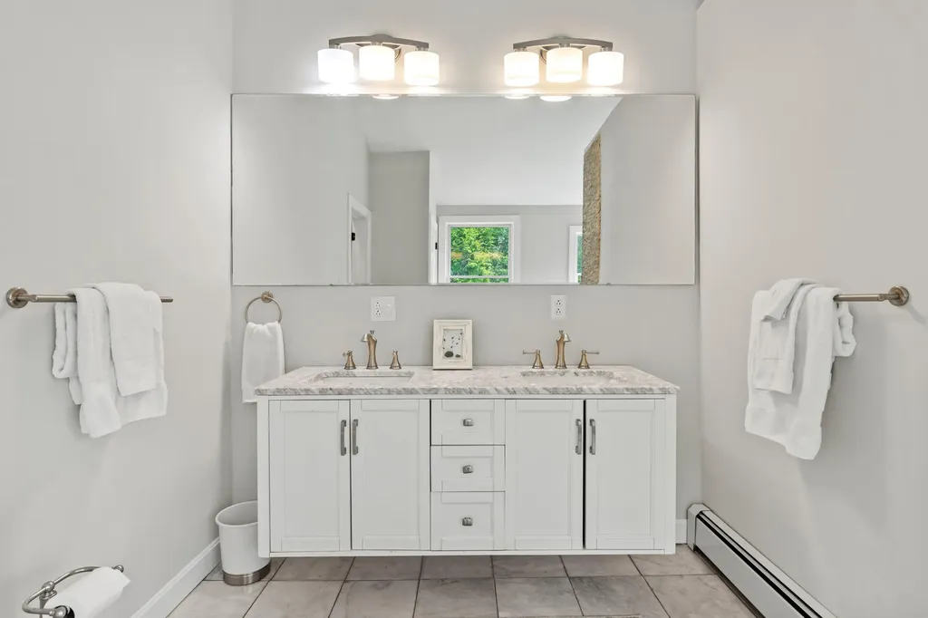 319 Harris Road Cumberland ME 04021