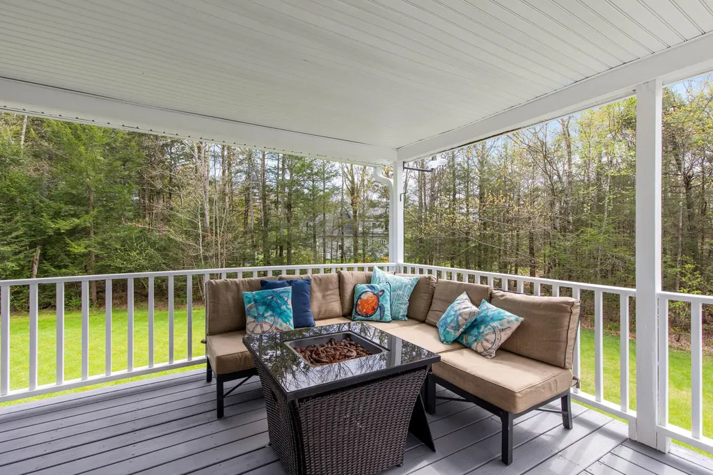 319 Harris Road Cumberland ME 04021